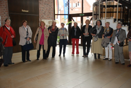 liesel g, gaby r, liz, walburga, gaby t, johanna, hildegard f, gertrud, hildegard kor, doris